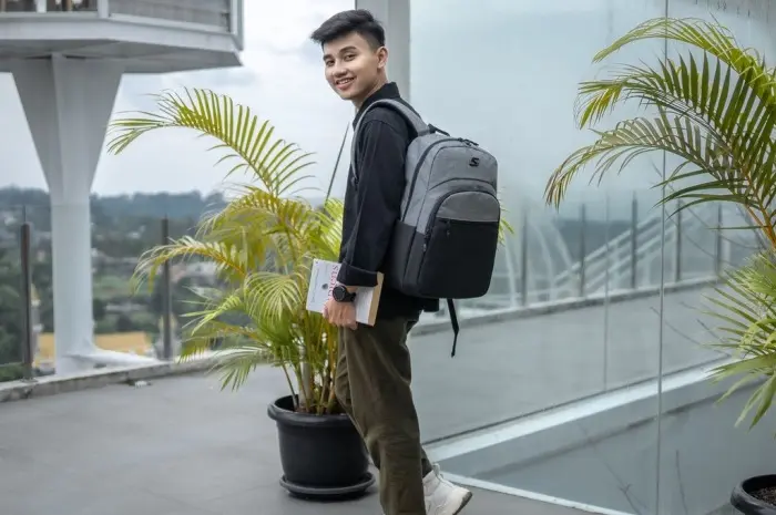 Merk Tas Ransel Terbaik dengan Desain Nyaman untuk Gaya Sehari-Hari